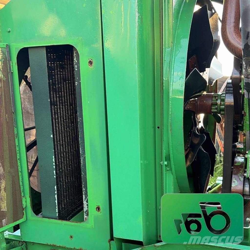John Deere 7300 Radiator Condenser Radiator AZ65923RE28764AZ1 Шасі