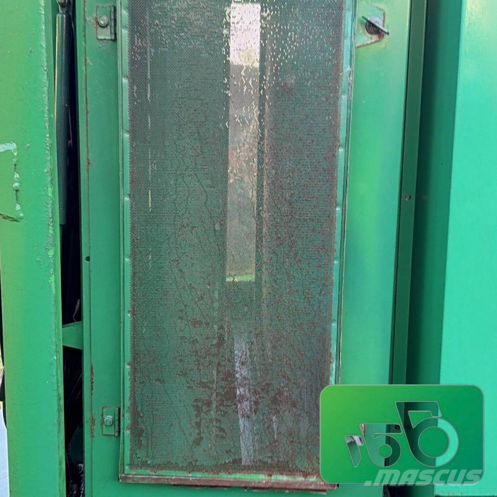 John Deere 7300 Radiator Condenser Radiator AZ65923RE28764AZ1 Шасі