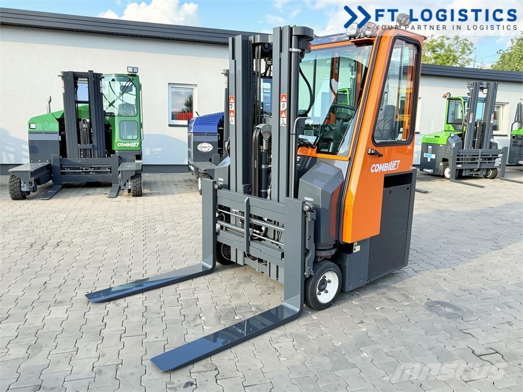 Combilift CBE2500 | ELECTRIC | TRIPLEX 4900MM | FORK POSITIO Повдигач с движение в 4 посоки
