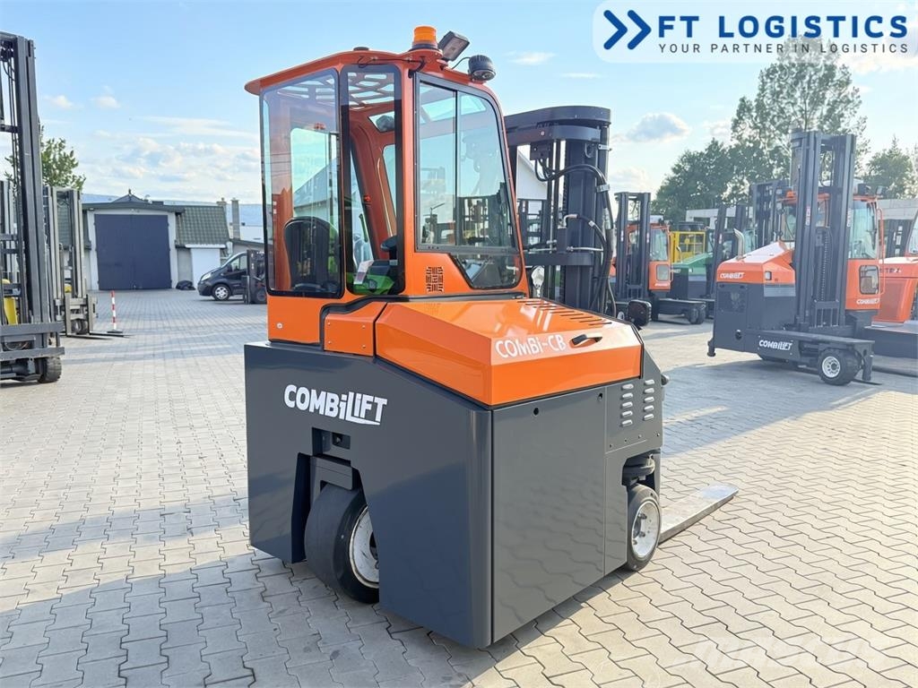 Combilift CBE2500 | ELECTRIC | TRIPLEX 4900MM | FORK POSITIO Повдигач с движение в 4 посоки