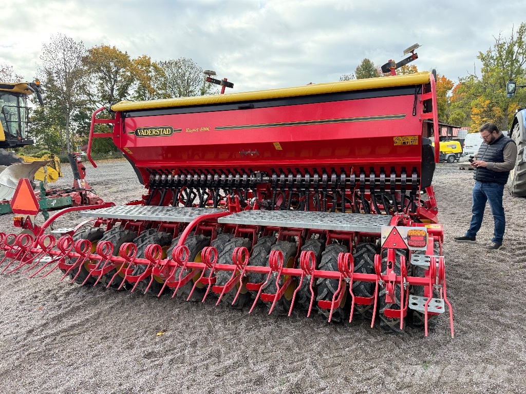 Väderstad Rapid RD400C Combination drills