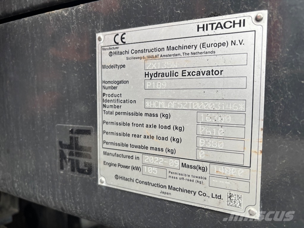 Hitachi ZX 135 W-7 / Pyörittäjä, 3 kauhaa, Rasvari, StageV حفارات بعجل