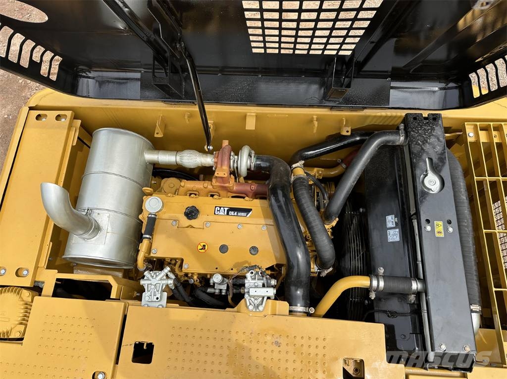 CAT 320D 대형 굴삭기 29톤 이상