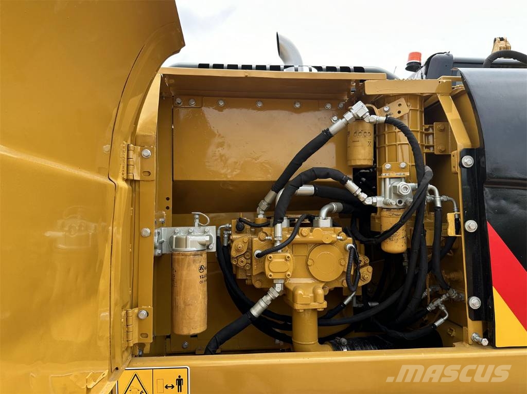 CAT 320D 대형 굴삭기 29톤 이상