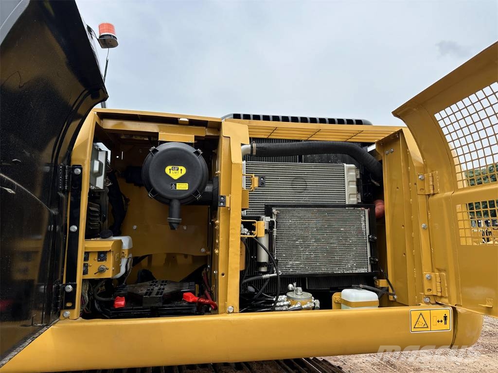 CAT 320D 대형 굴삭기 29톤 이상