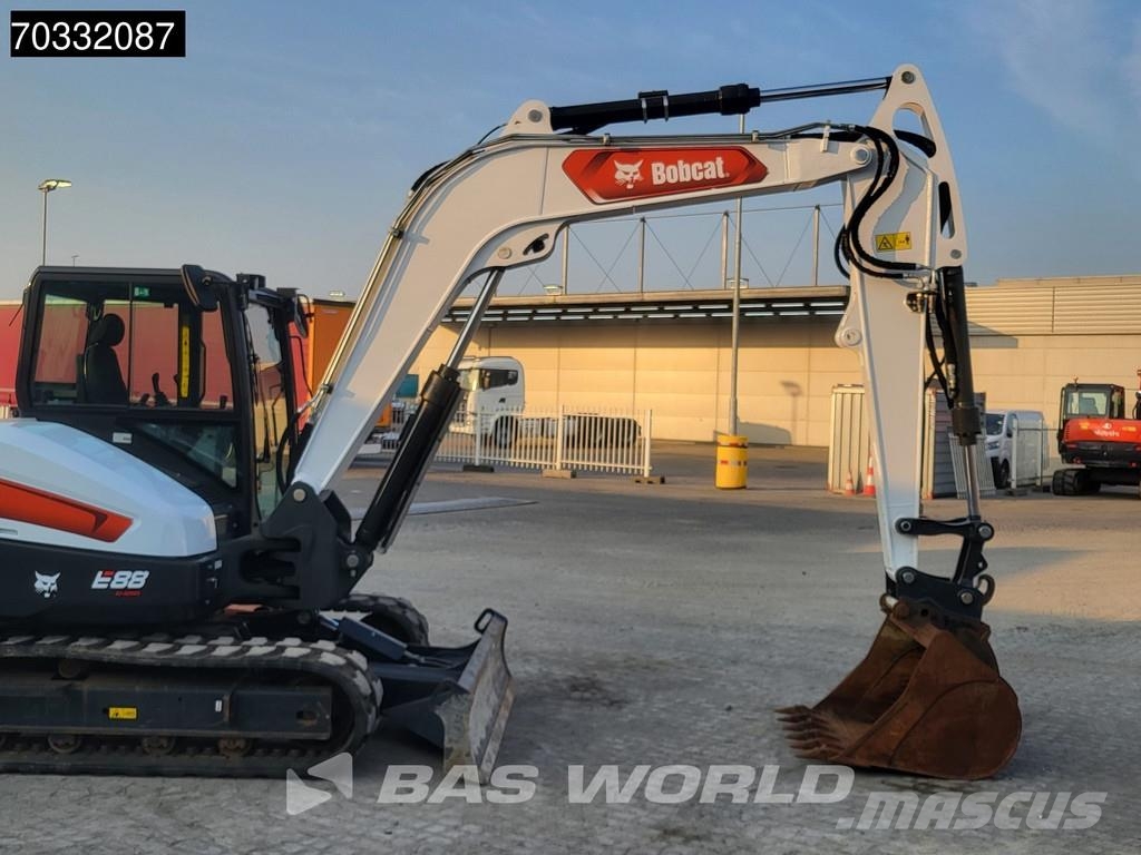 Bobcat E88 A/C Mini bagri <7t