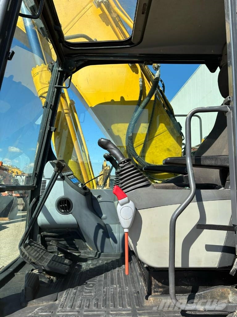 Komatsu PC 290 LC-8 حفارات زحافة
