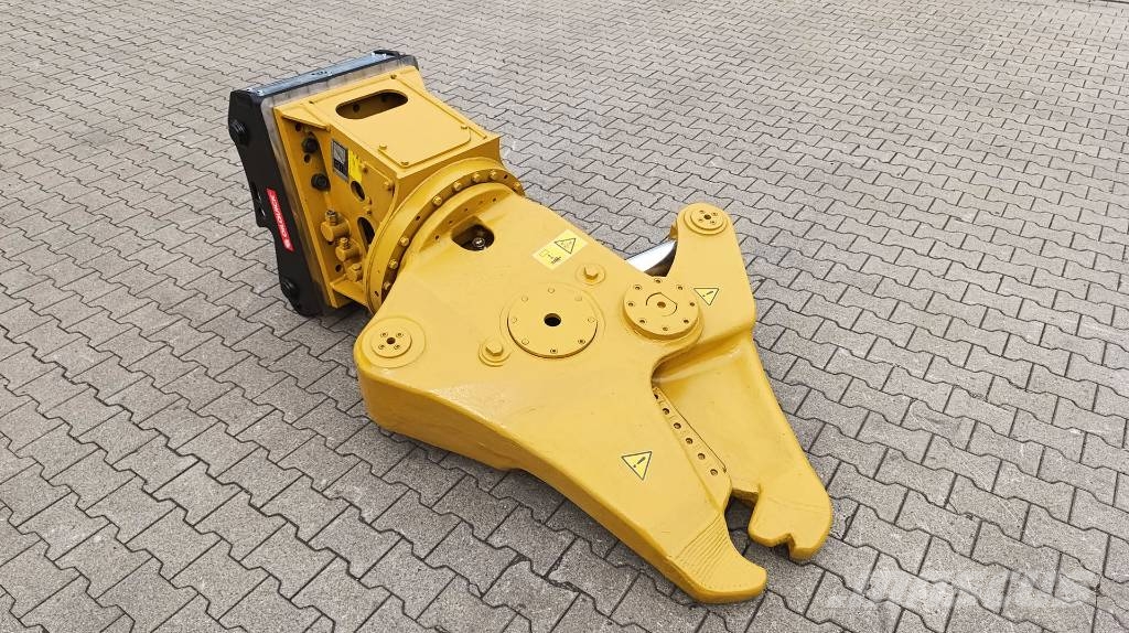 Okada Pulverisierer Cut 50 HR OilQuick OQ70/55 geb Pulverisierer