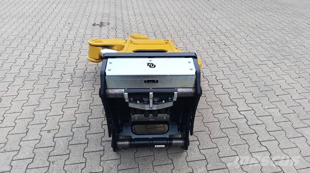 Other Okada Pulverisierer Cut 50 HR OilQuick OQ70/55 geb Vergruizers