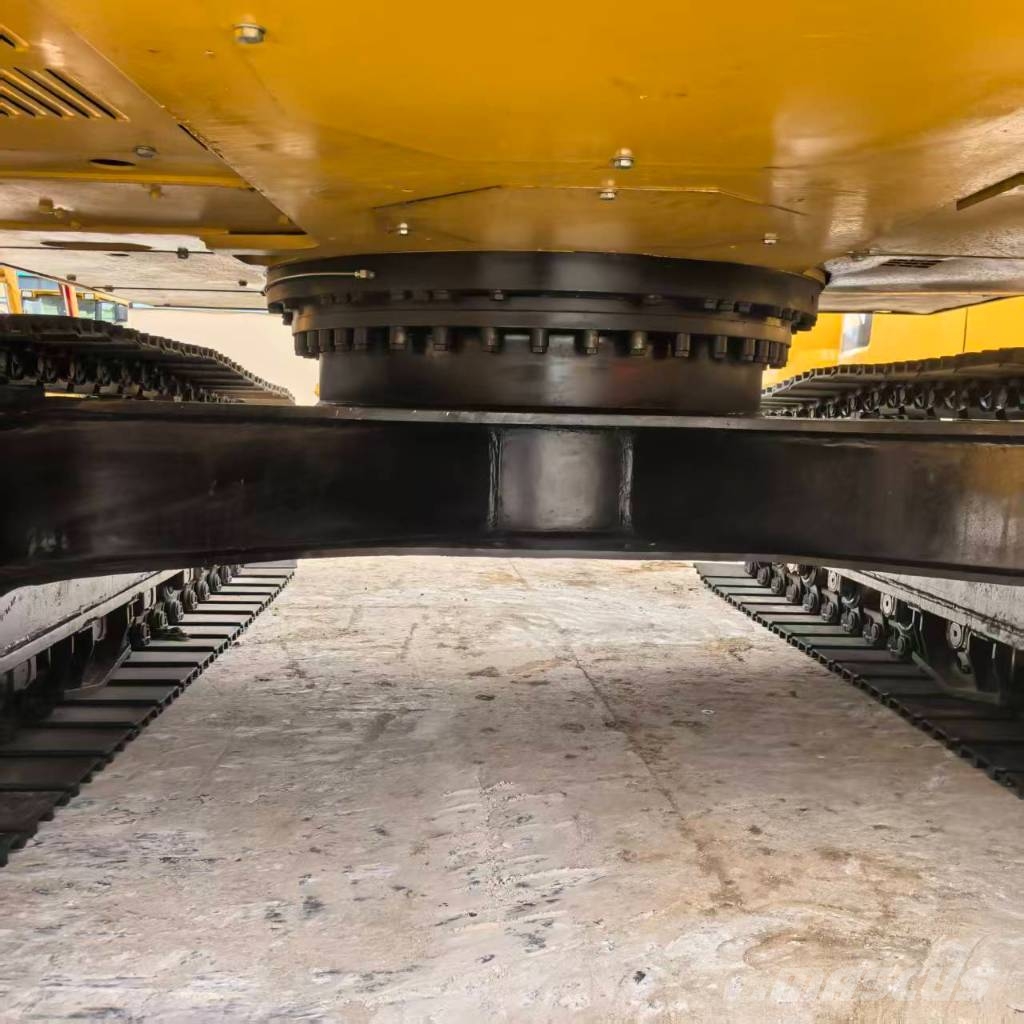 CAT 323D2 Raupenbagger