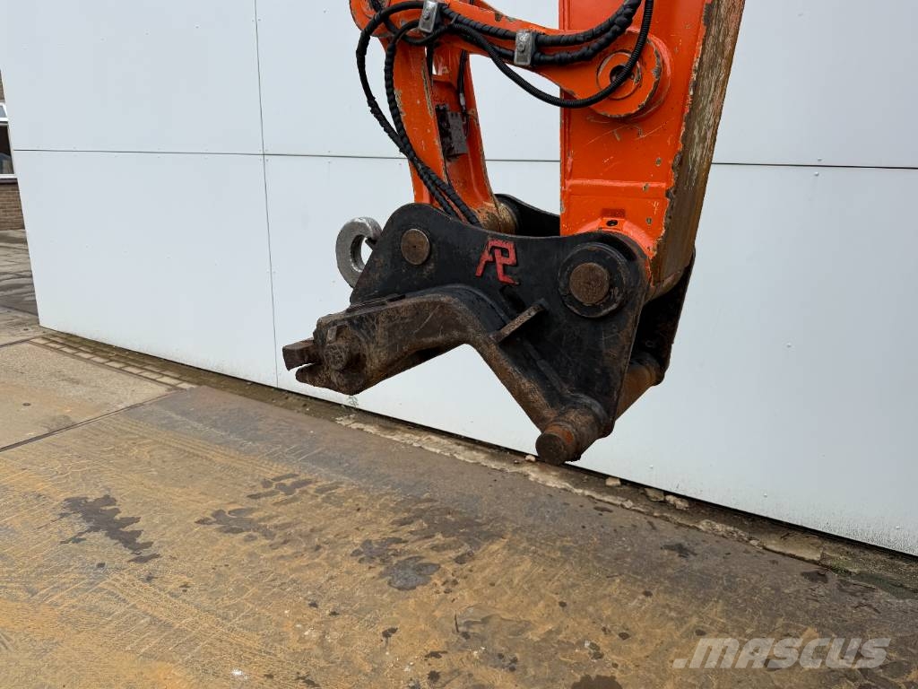 Hitachi ZX140W-6 - Blade / Triple Boom / Auto Greasing Wielgraafmachines