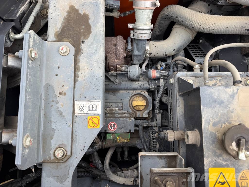 Hitachi ZX140W-6 - Blade / Triple Boom / Auto Greasing Wielgraafmachines