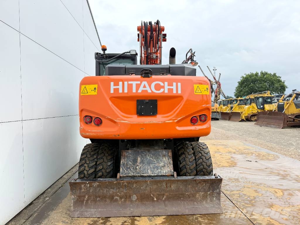 Hitachi ZX140W-6 - Blade / Triple Boom / Auto Greasing Wielgraafmachines