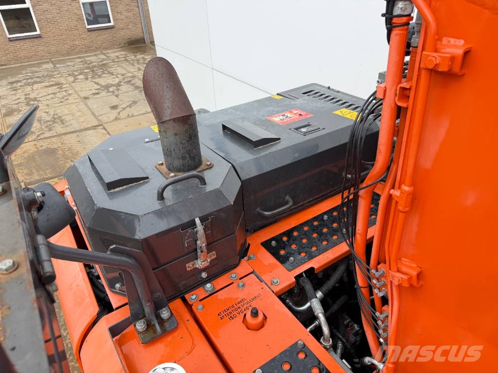 Hitachi ZX140W-6 - Blade / Triple Boom / Auto Greasing Wielgraafmachines