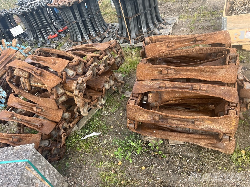 Clark ATF 710/45*26,5 Tracks, chains and undercarriage