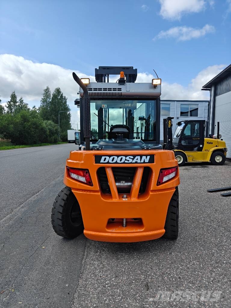 Doosan D70S-7 dieseltrukki vain 245 h ajettu! Dieseltrukit