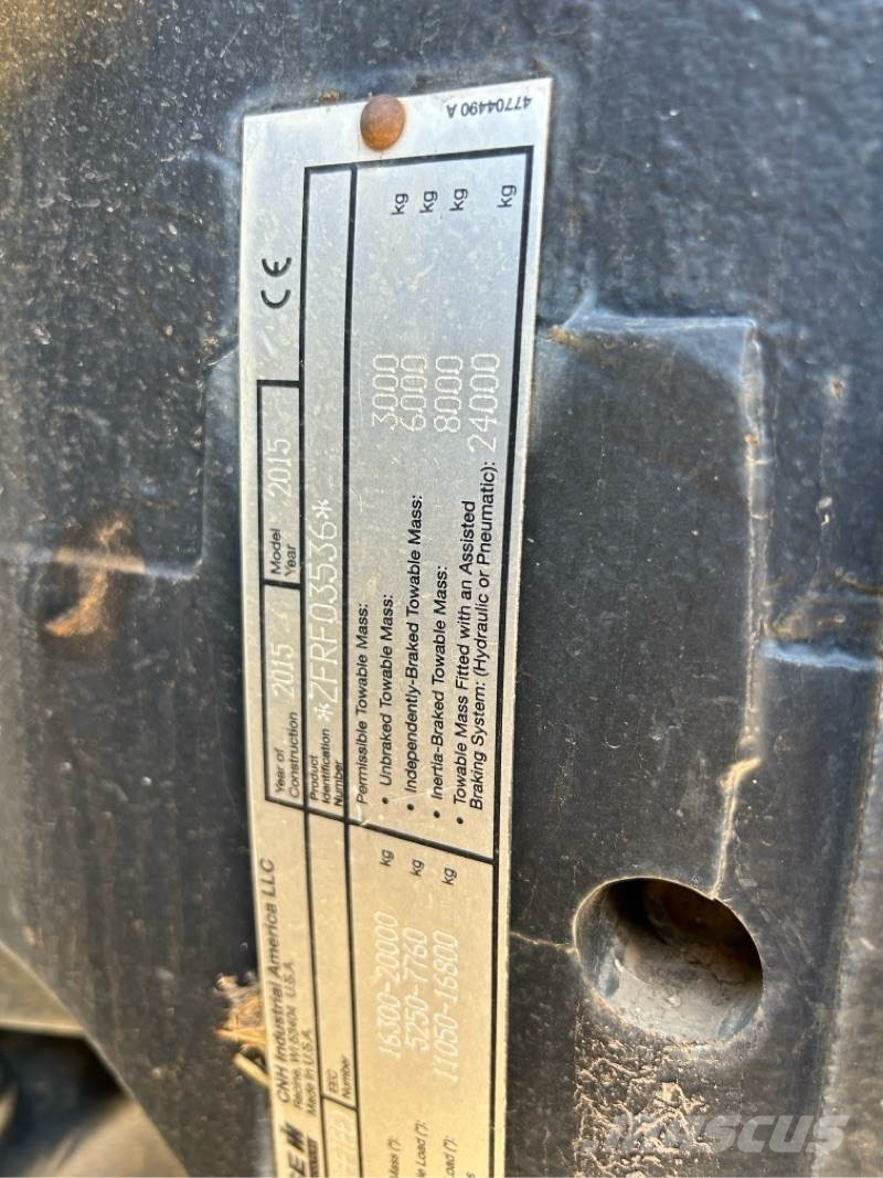 Case IH Magnum 380 CVX رافعات مجنزرة