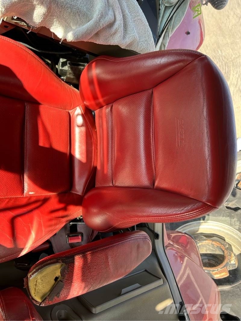 Case IH Magnum 380 CVX رافعات مجنزرة