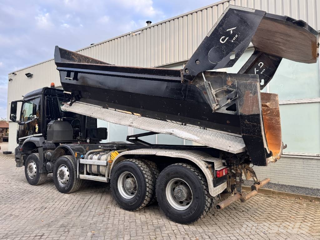 Mercedes-Benz AROCS 3246 8X4 TIPPER Kipper
