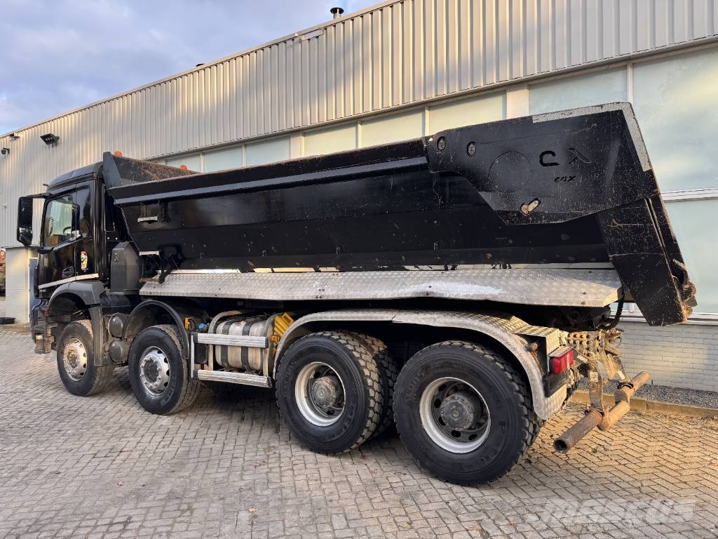Mercedes-Benz AROCS 3246 8X4 TIPPER Kipper