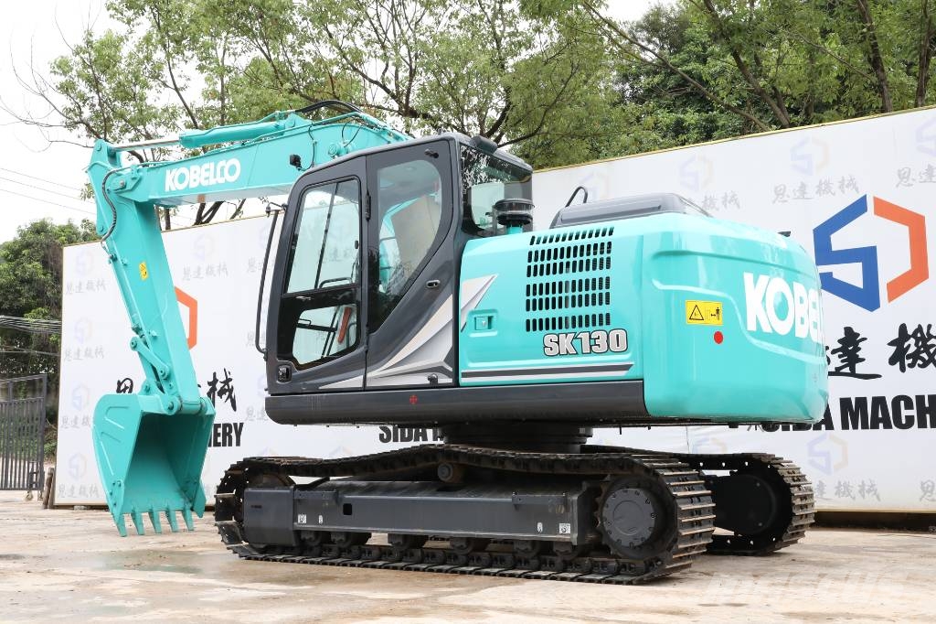 Kobelco SK130-11 Excavadoras 7t - 12t