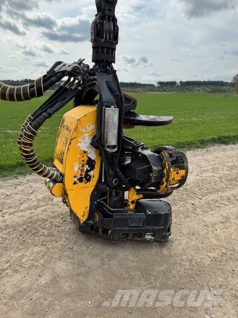 Ponsse SCORPION 8W Skördare