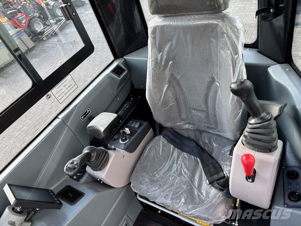Yuchaï U35 Mini kotrók < 7t