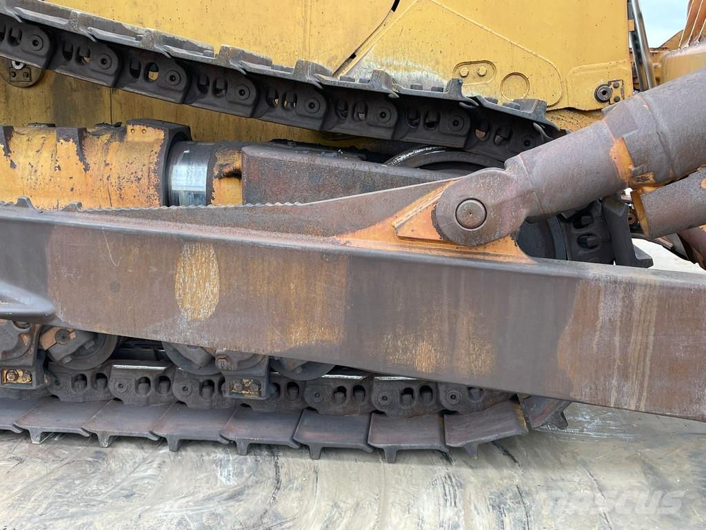 CAT D8T - 2021 Rebuild CE / EPA Верижни булдозери