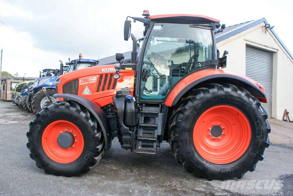 Kubota M 7152 Premium KVT Traktorok