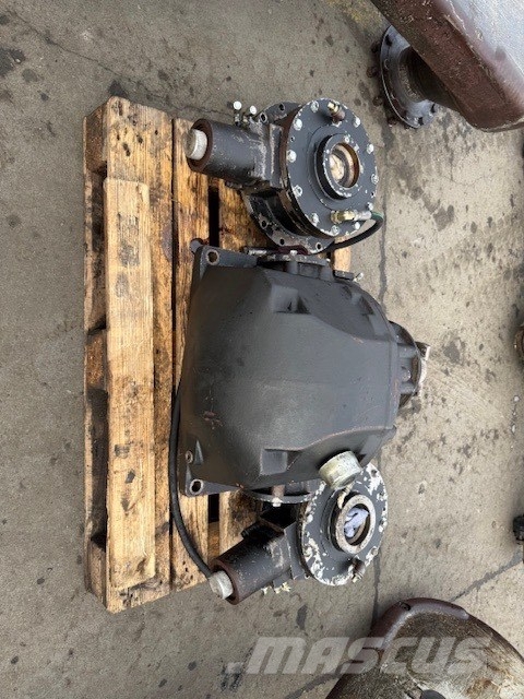 Valmet 921 DIFFERENTIAL USED Transmission