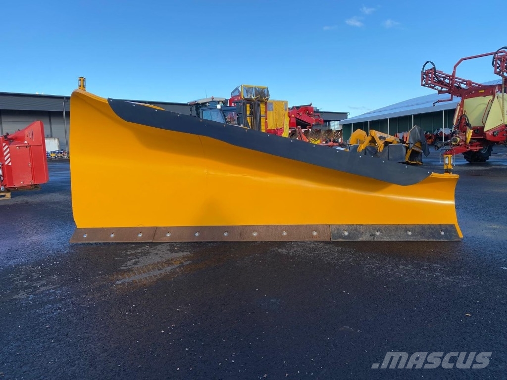 Snowline 4000 PK LK Schneeschilde und -pflüge
