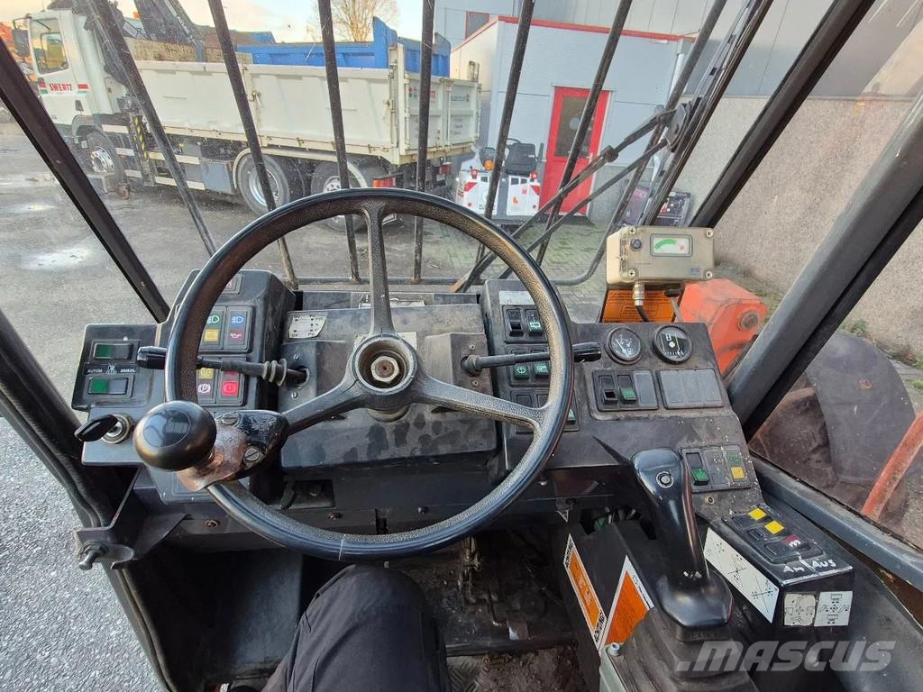 Sambron t7530 Telescopic handlers