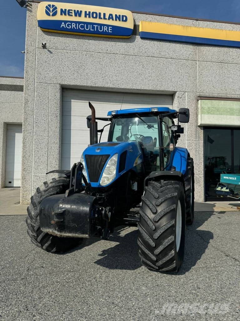 New Holland T 7040 AC Traktorer