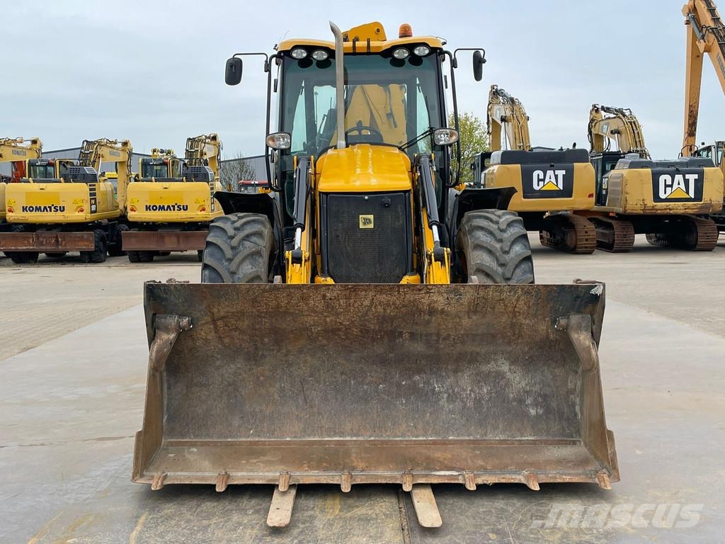 JCB 4CX Retrocargadoras