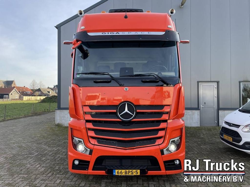 Mercedes-Benz ACTROS 1845 Gigaspace - MEGA | Retarder | Mirrorca 中古トラクターヘッド | トレーラーヘッド