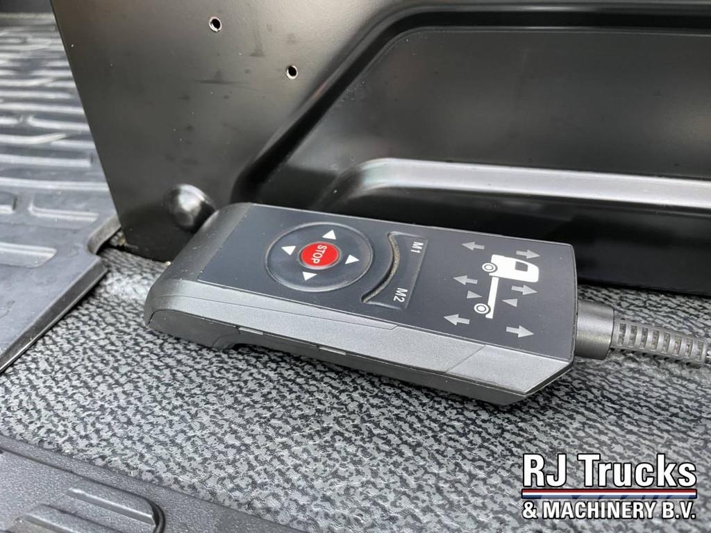 Mercedes-Benz ACTROS 1845 Gigaspace - MEGA | Retarder | Mirrorca 中古トラクターヘッド | トレーラーヘッド