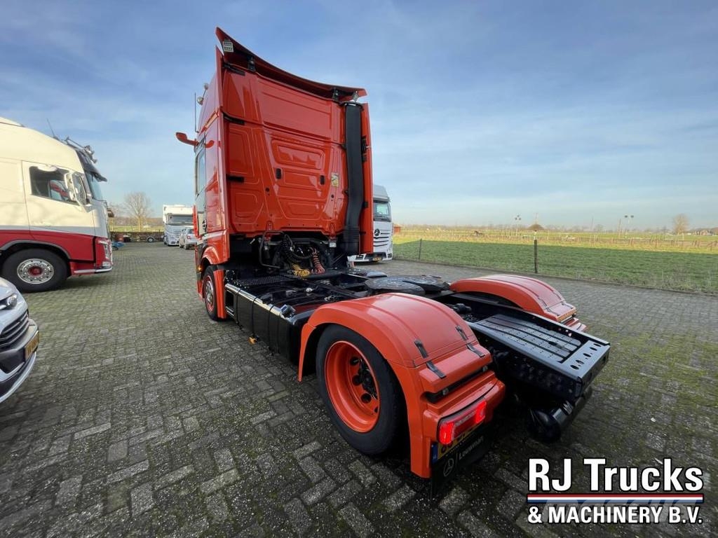 Mercedes-Benz ACTROS 1845 Gigaspace - MEGA | Retarder | Mirrorca 中古トラクターヘッド | トレーラーヘッド