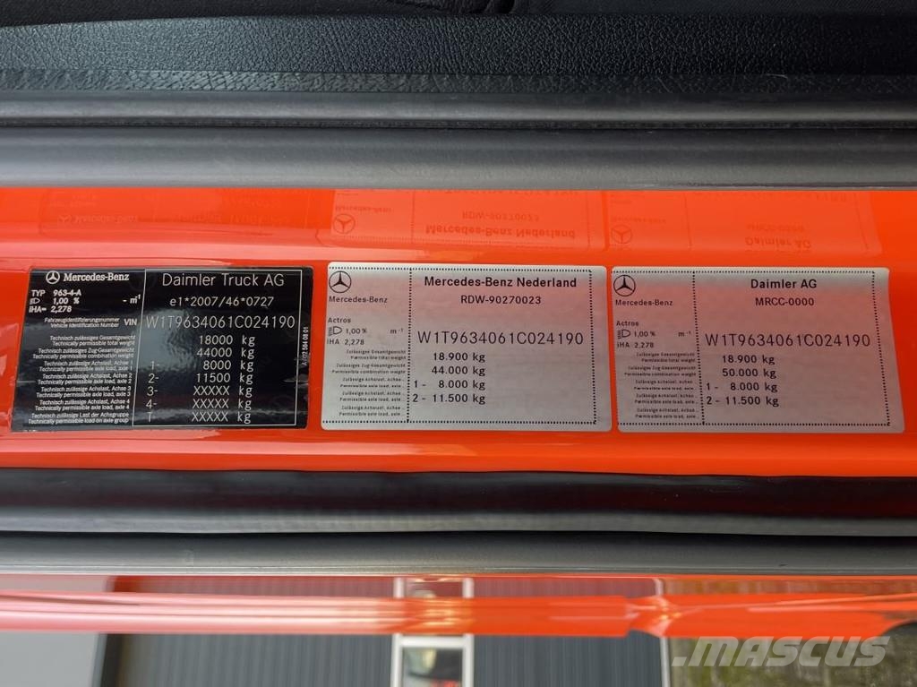 Mercedes-Benz ACTROS 1845 Gigaspace - MEGA | Retarder | Mirrorca 中古トラクターヘッド | トレーラーヘッド