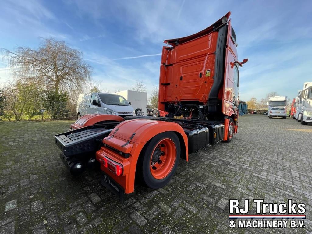 Mercedes-Benz ACTROS 1845 Gigaspace - MEGA | Retarder | Mirrorca 中古トラクターヘッド | トレーラーヘッド