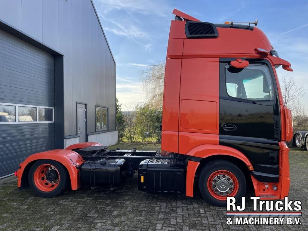Mercedes-Benz ACTROS 1845 Gigaspace - MEGA | Retarder | Mirrorca 中古トラクターヘッド | トレーラーヘッド