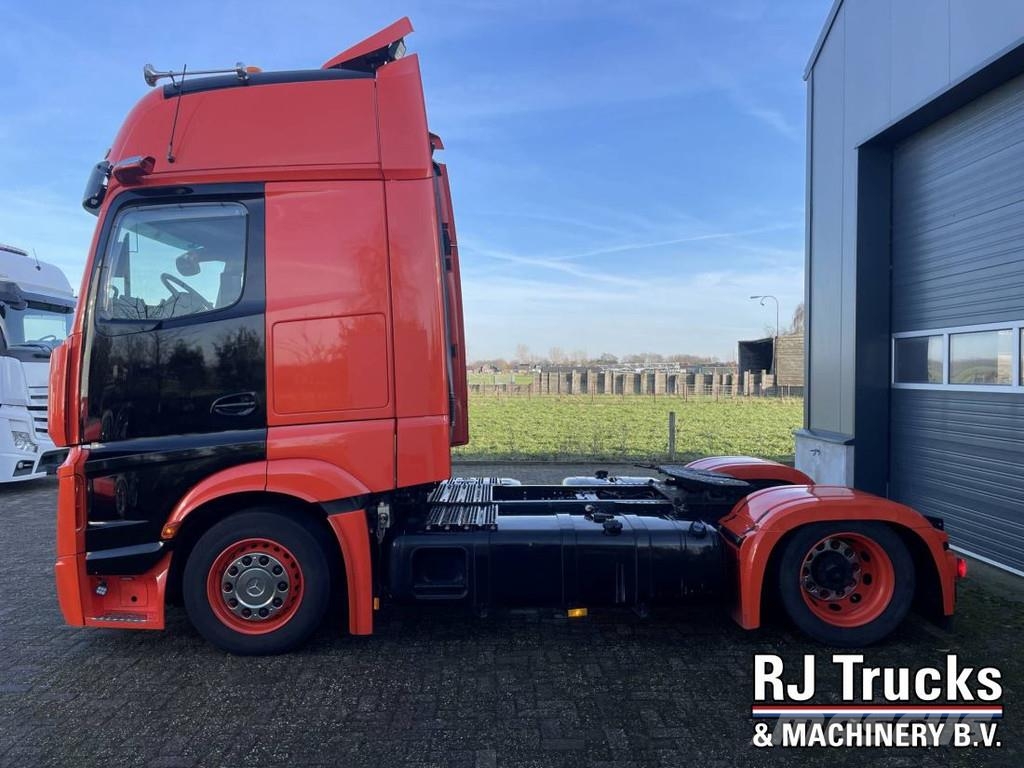 Mercedes-Benz ACTROS 1845 Gigaspace - MEGA | Retarder | Mirrorca 中古トラクターヘッド | トレーラーヘッド