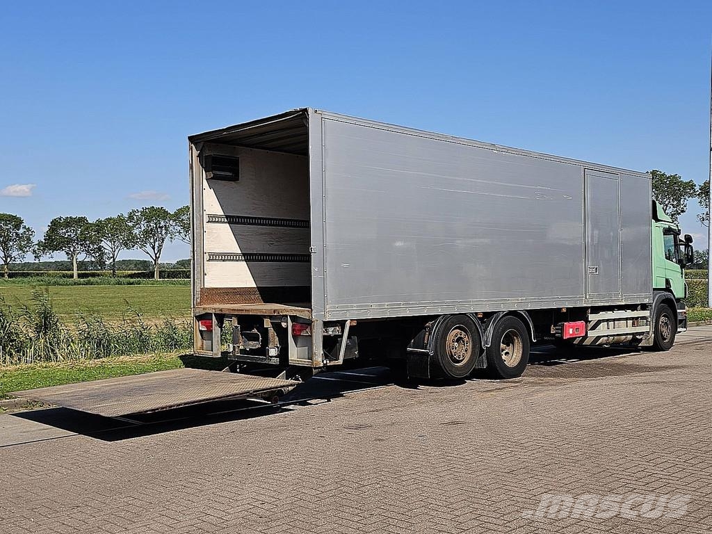 Scania P380 6X2*4 RETARDER LIFT Camiones con caja de remolque