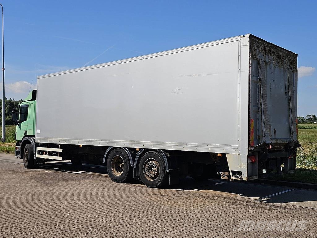 Scania P380 6X2*4 RETARDER LIFT Camiones con caja de remolque
