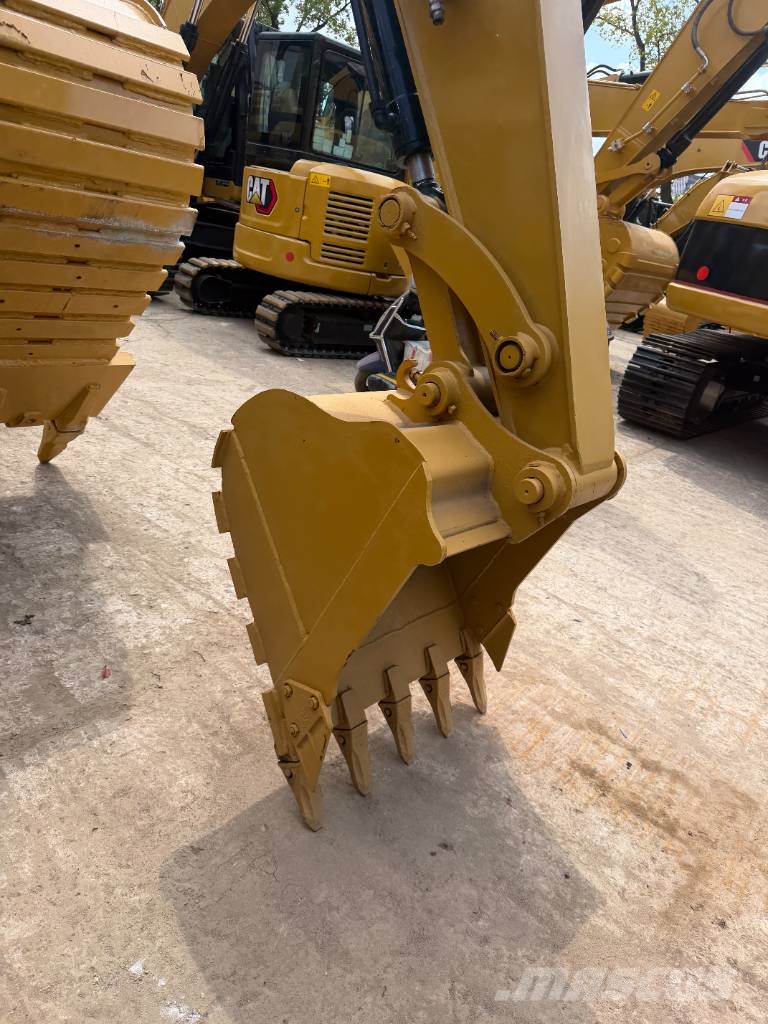 CAT 307.5    3000 units excavators in stock Mini excavators  7t - 12t