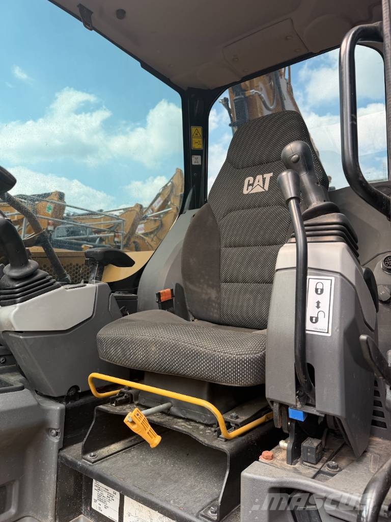 CAT 307.5    3000 units excavators in stock Mini excavators  7t - 12t