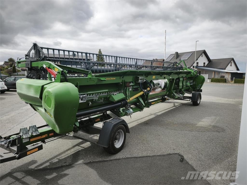John Deere T670 HM ProDrive Maaidorsmachines
