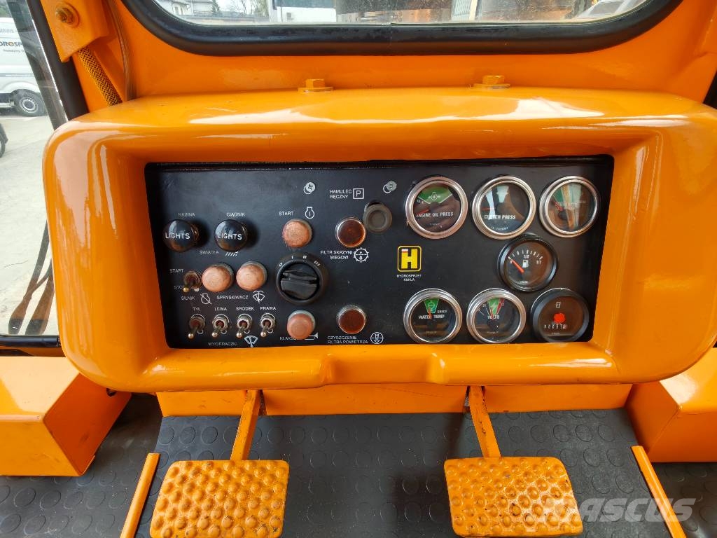 HSW TD-25G Kāpurķēžu buldozeri