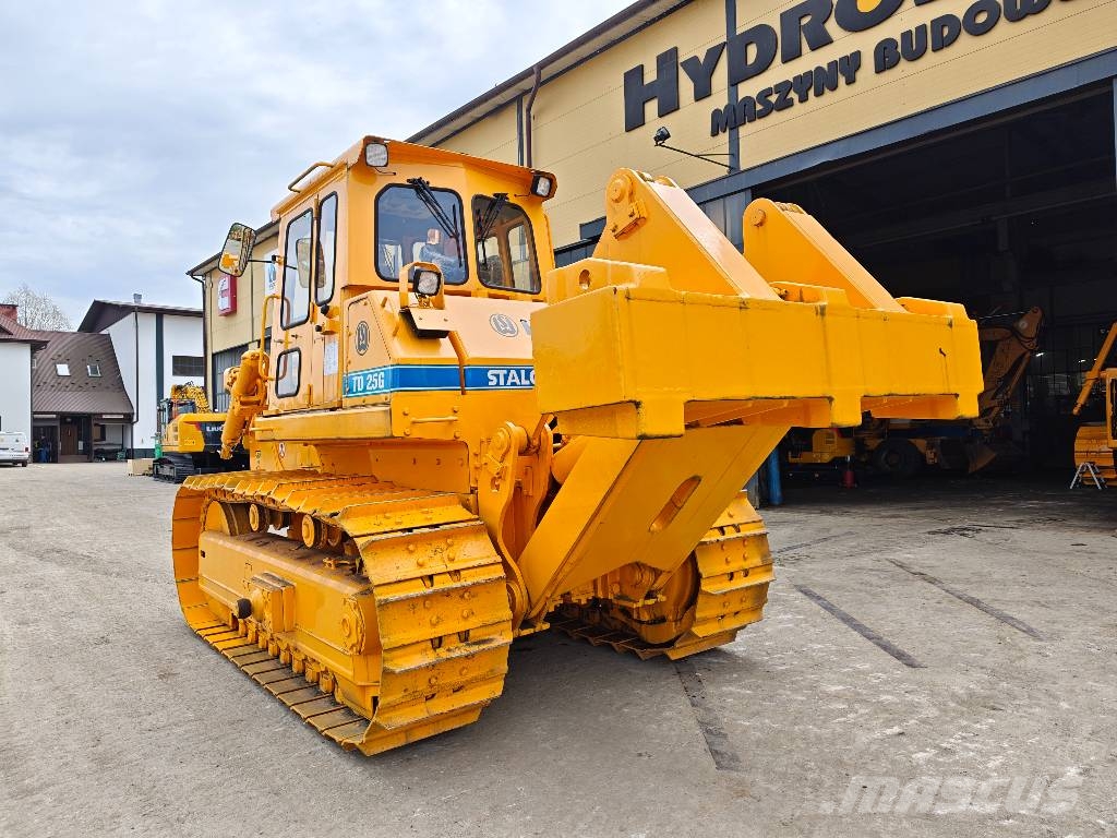 HSW TD-25G Kāpurķēžu buldozeri