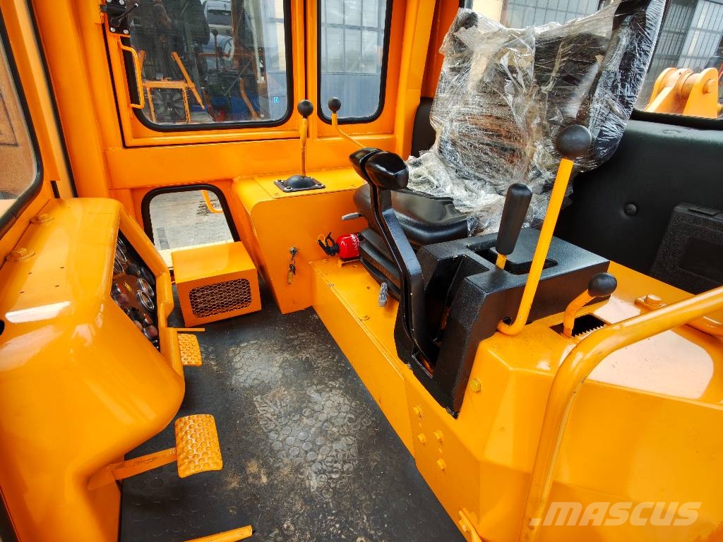 HSW TD-25G Kāpurķēžu buldozeri