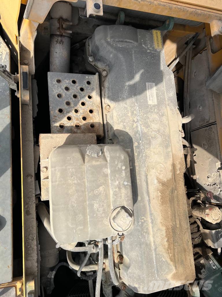 Volvo EC 480 D 대형 굴삭기 29톤 이상
